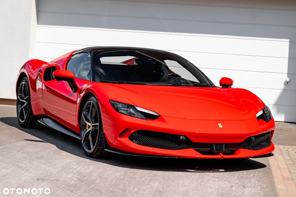 Ferrari 296 GTS - 1