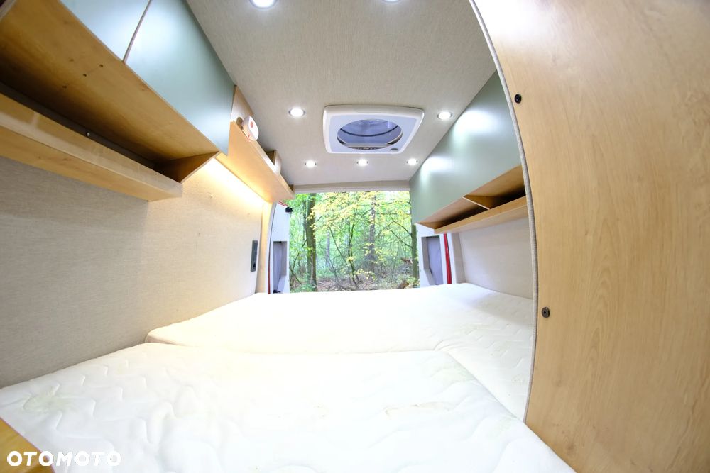 Volkswagen Crafter - 22