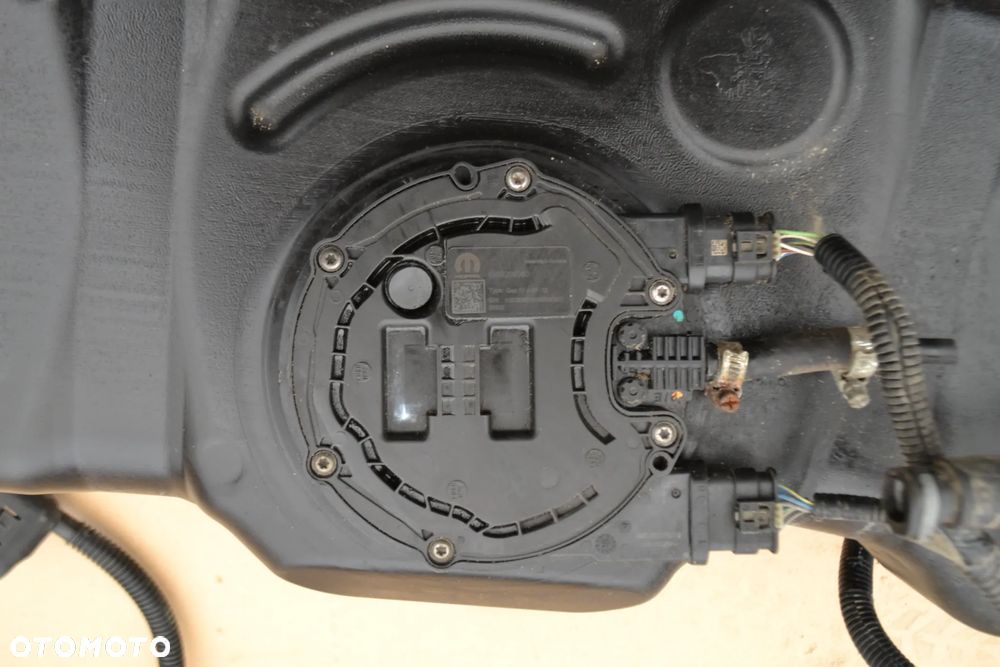 PEUGEOT BOXER 2,0 2.2 2.3  Blue HDi zbiornik adblue pompa adblue 1399206080  1395774080 - 3