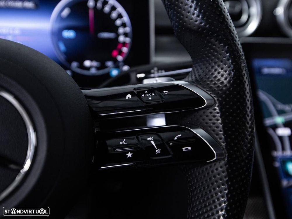 Mercedes-Benz C 300 e AMG Line - 22