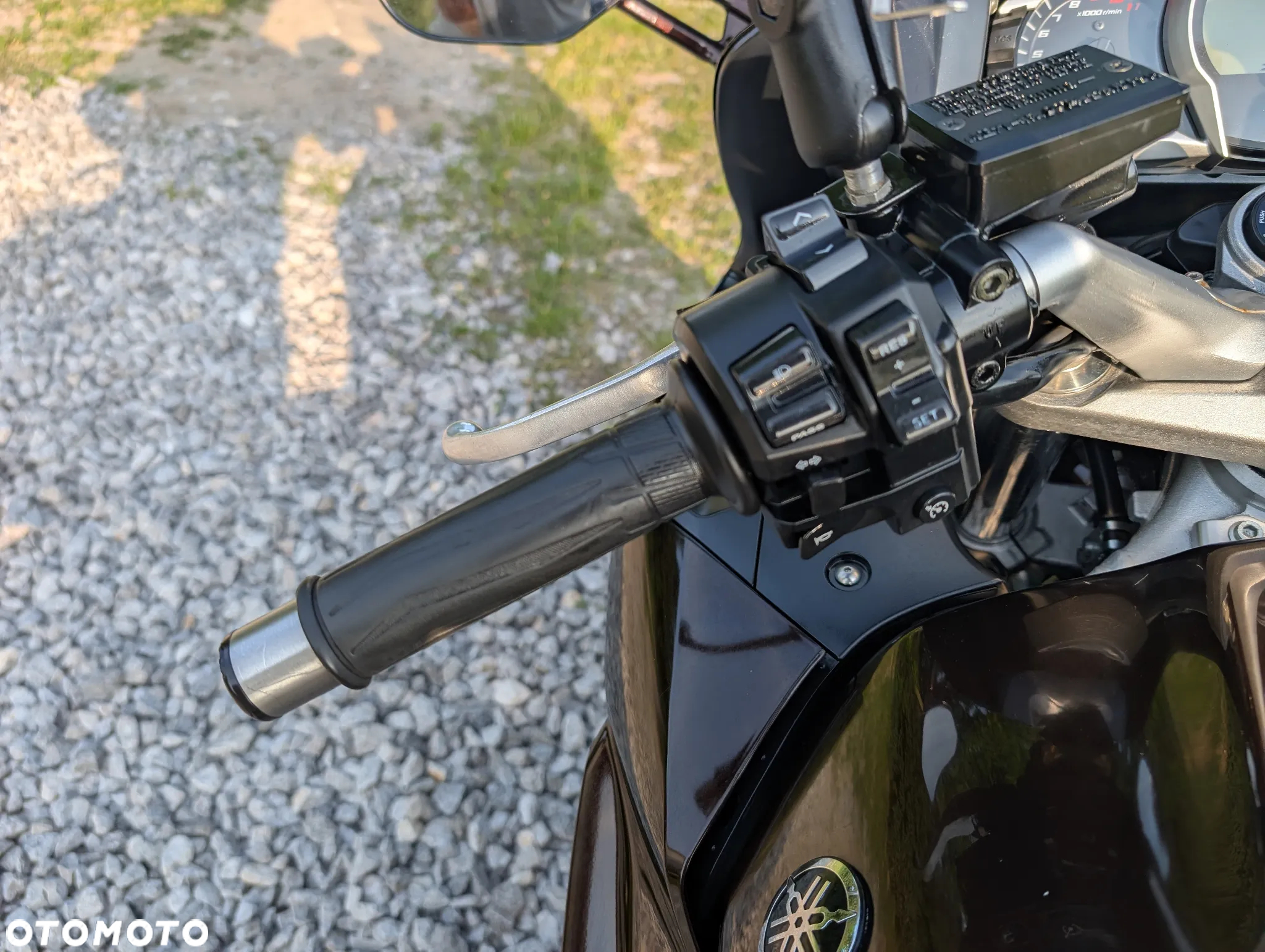 Yamaha FJR - 19