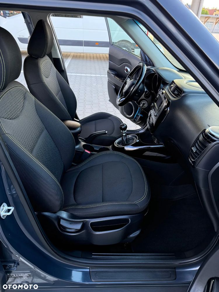 Kia Soul 1.6 CRDI L Business Line - 12