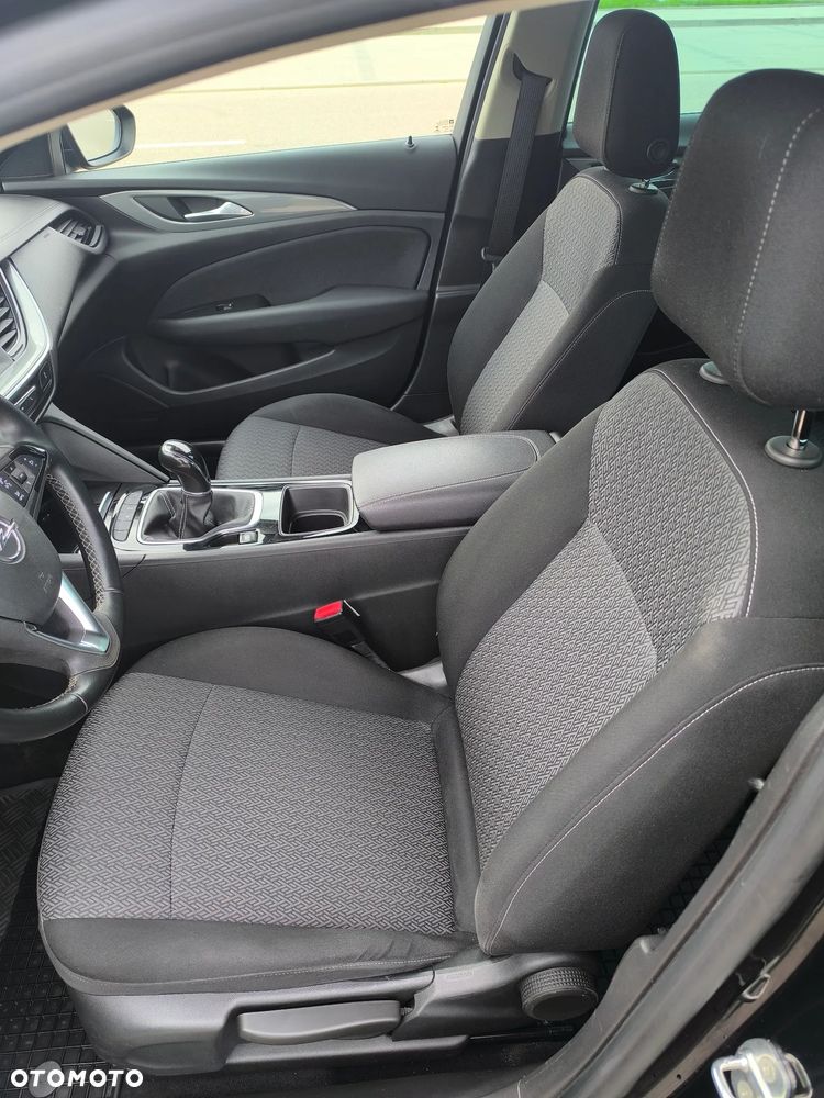 Opel Insignia 1.5 T Elite S&S - 15