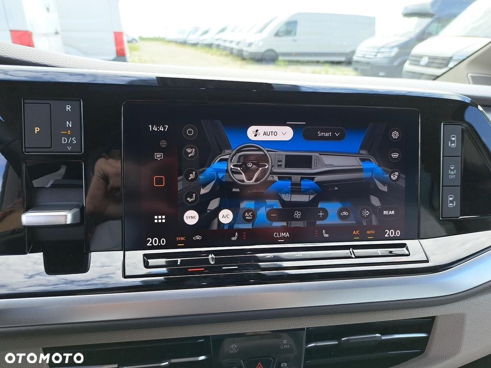 Volkswagen Multivan - 16