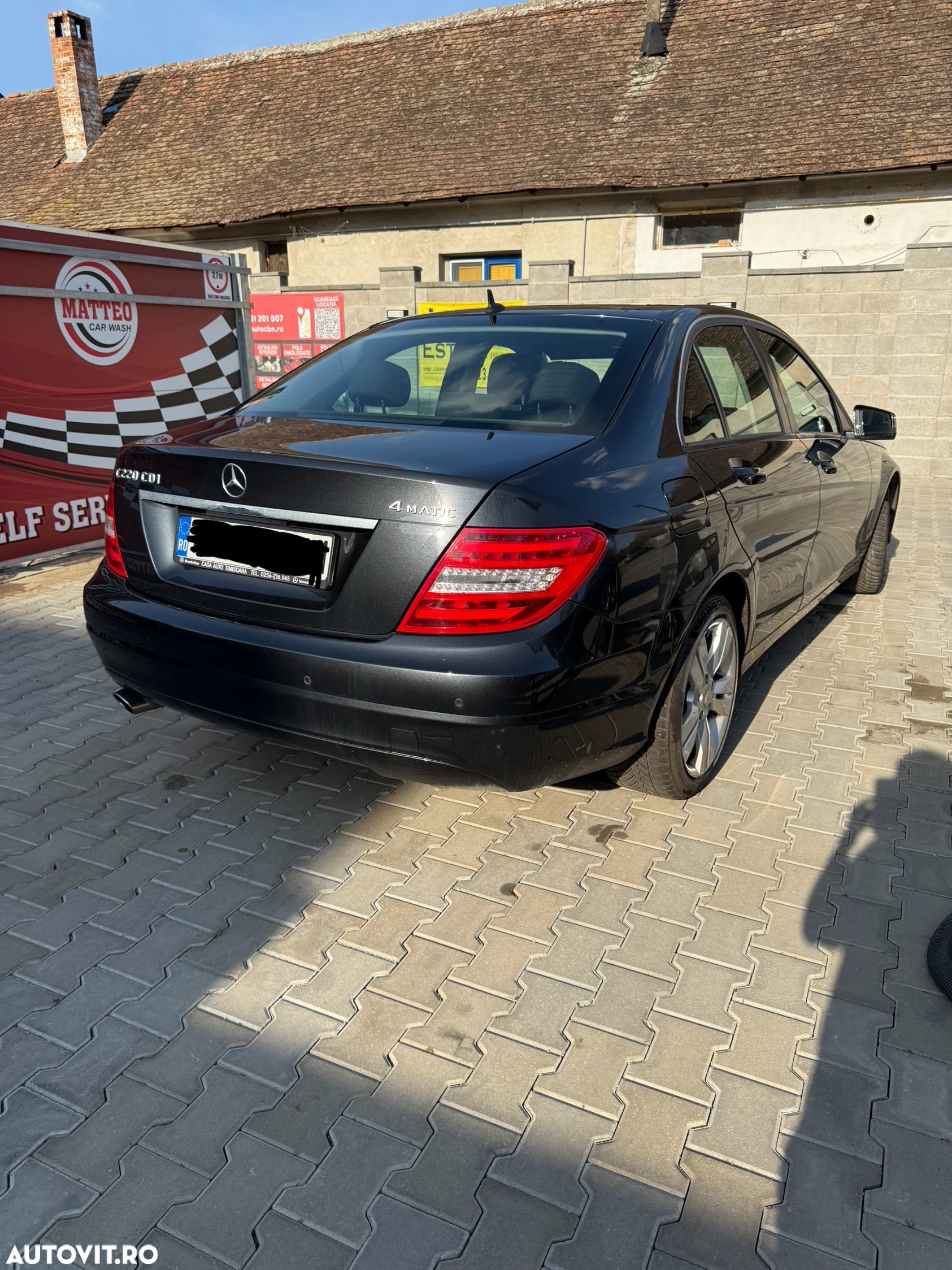 Mercedes-Benz C 220 d 4MATIC Aut. - 11