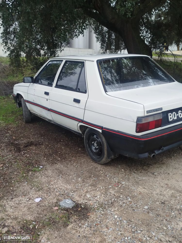 Renault 9 1.2 GTC Super - 4
