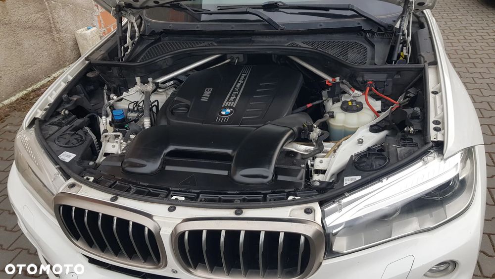 BMW X6 xDrive40d - 24