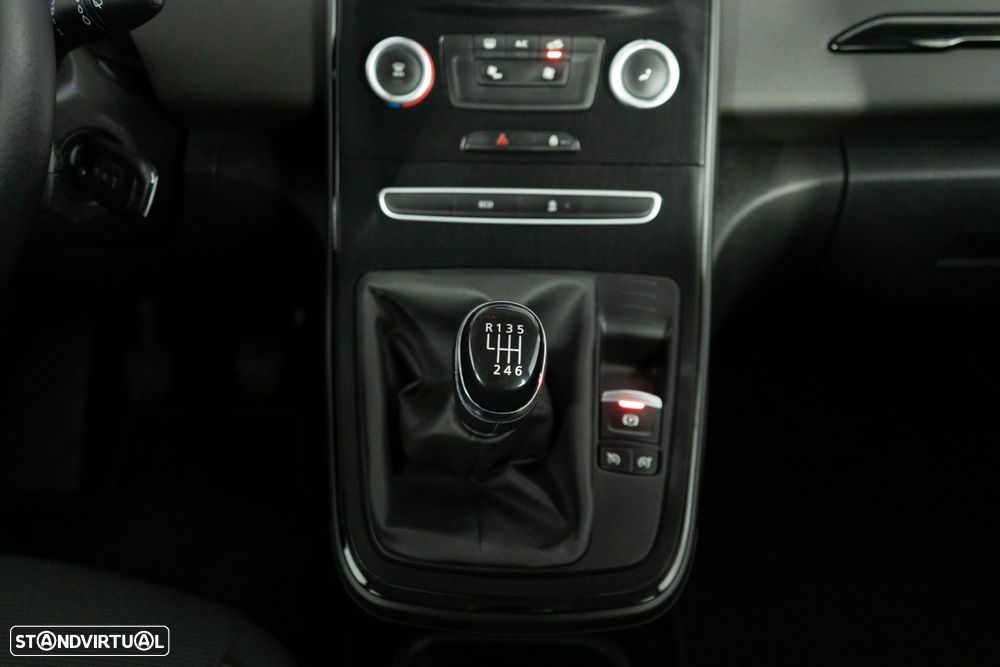 Renault Scénic - 21