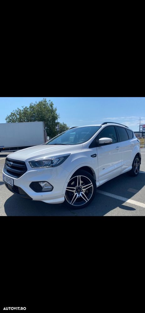 Ford Kuga 2.0 TDCi 4WD Powershift ST-Line - 3