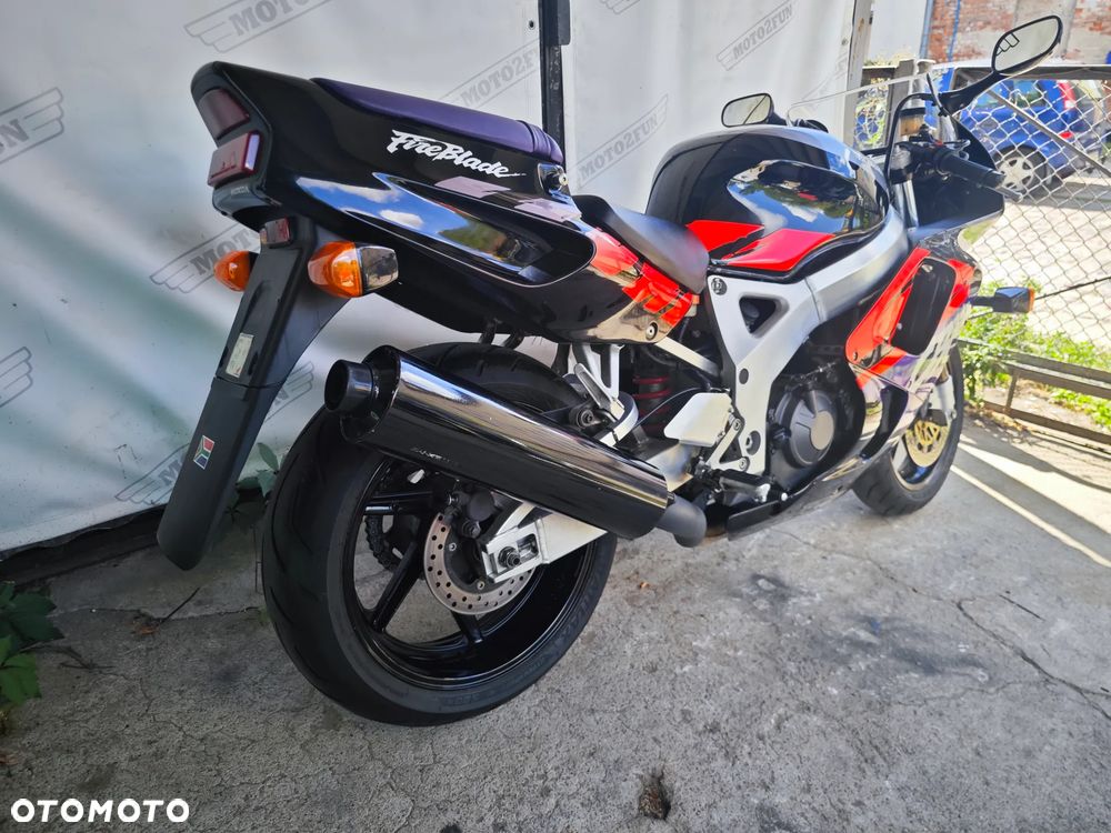 Honda CBR - 2