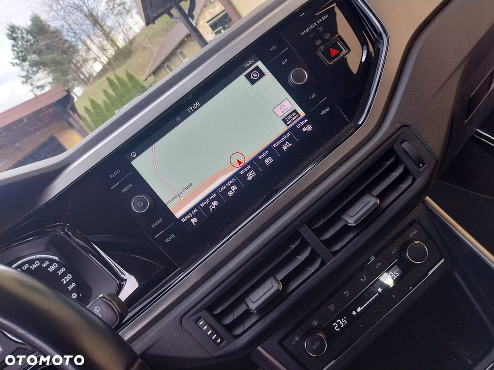 Volkswagen Polo - 23