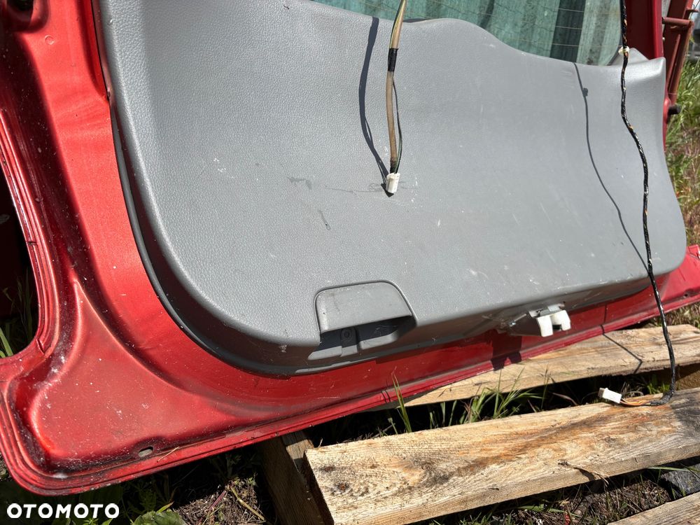 Klapa bagażnika Suzuki Sx4 - 7
