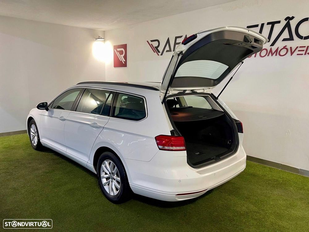 VW Passat Variant 2.0 TDi Elegance DSG - 30