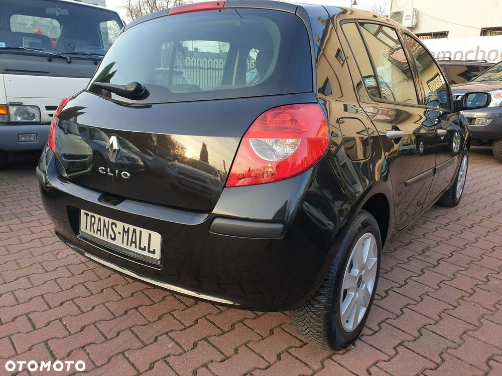 Renault Clio - 3
