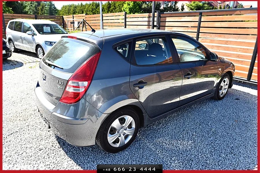 Hyundai i30 1.4 Blue Comfort - 13