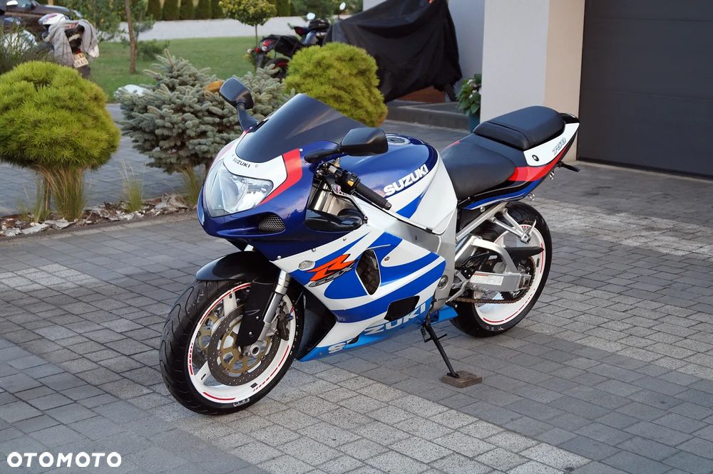 Suzuki GSX-R - 3