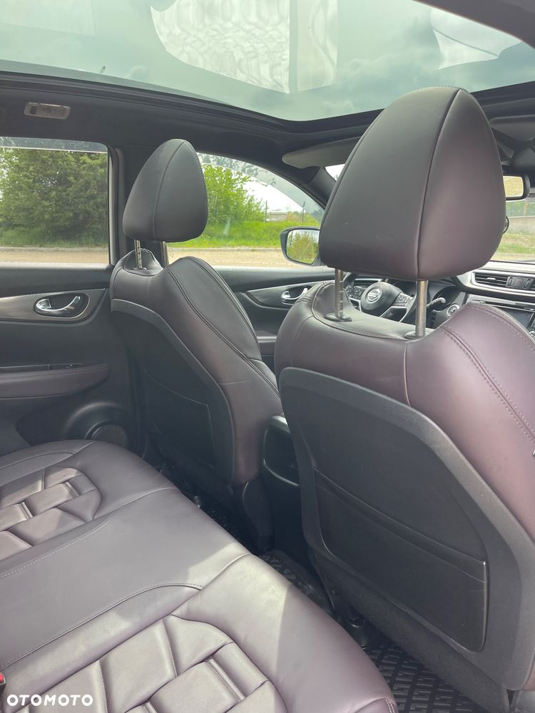 Nissan Qashqai 1.6 dCi Xtronic TEKNA+ - 39