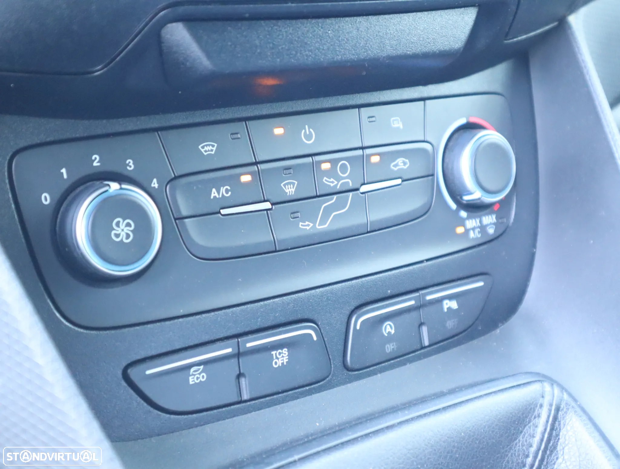 Ford Transit Connect L2 Van Trend 120cv - 29