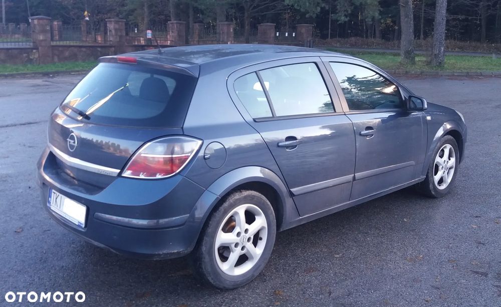 Opel Astra III 1.9 CDTI Sport - 7