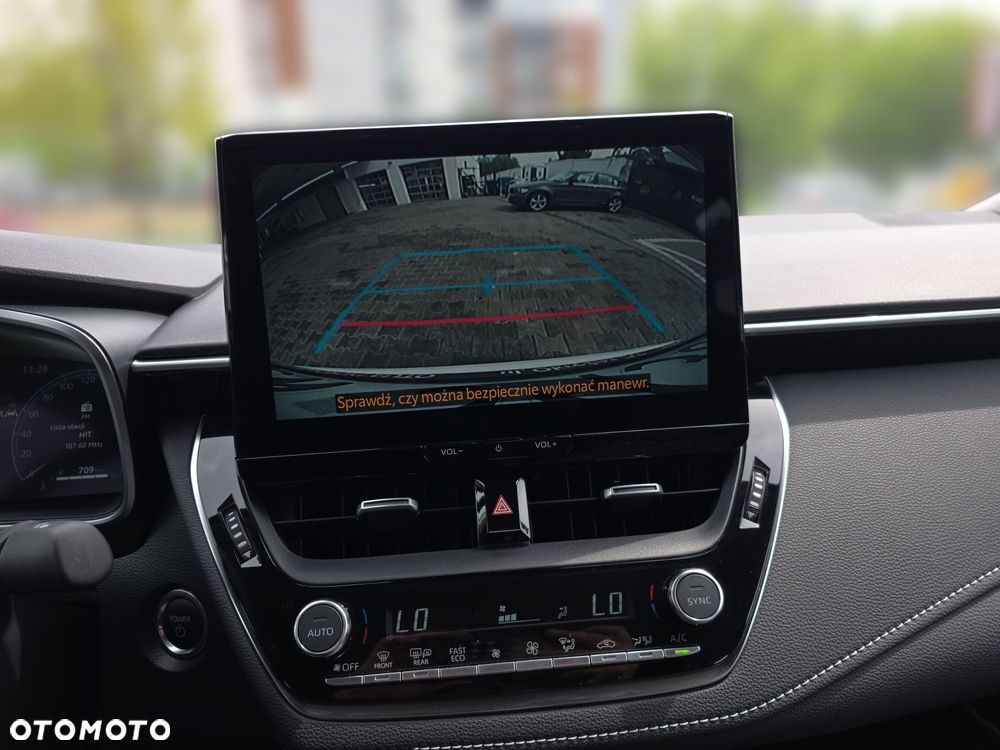 Toyota Corolla 1.8 Hybrid Comfort - 19