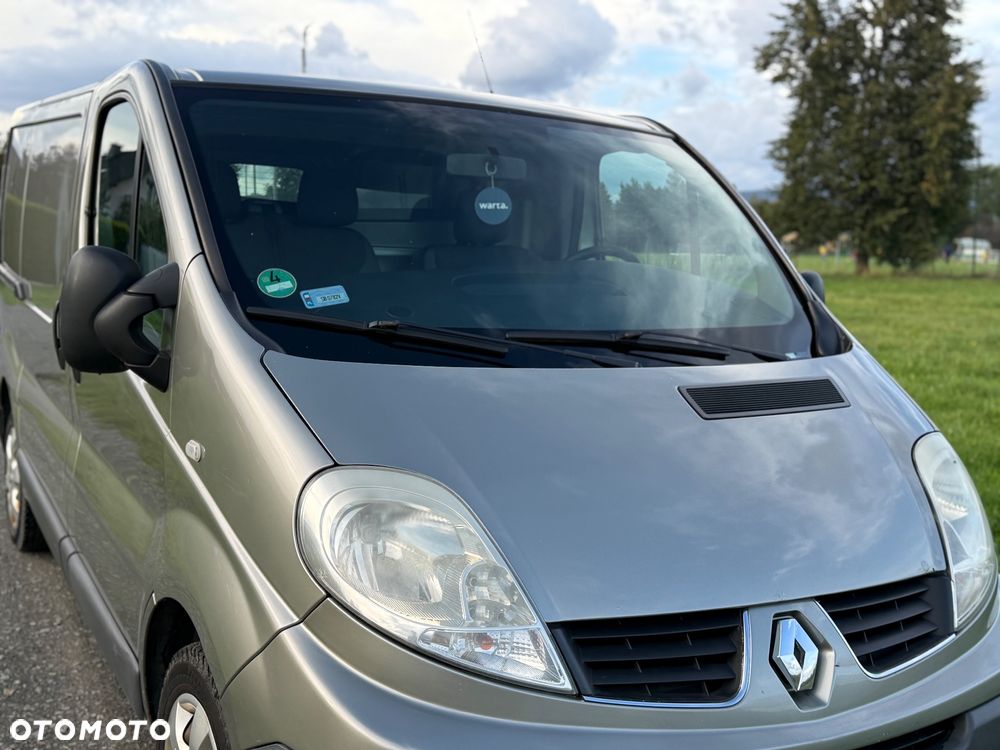 Renault Trafic - 2
