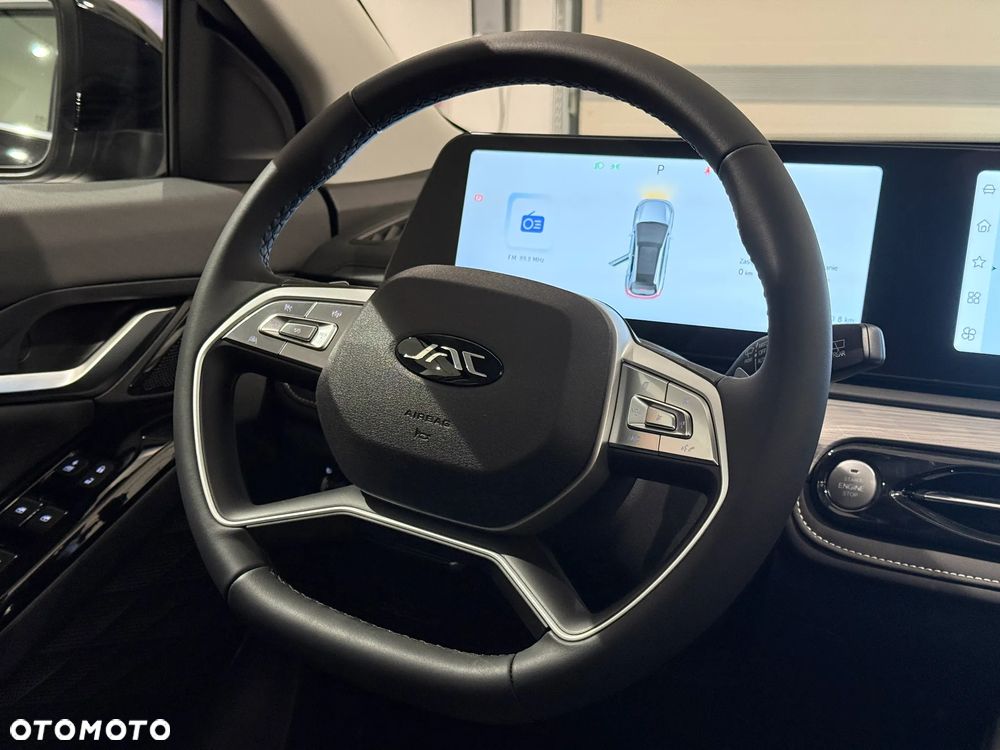 JAC JS6 - 12