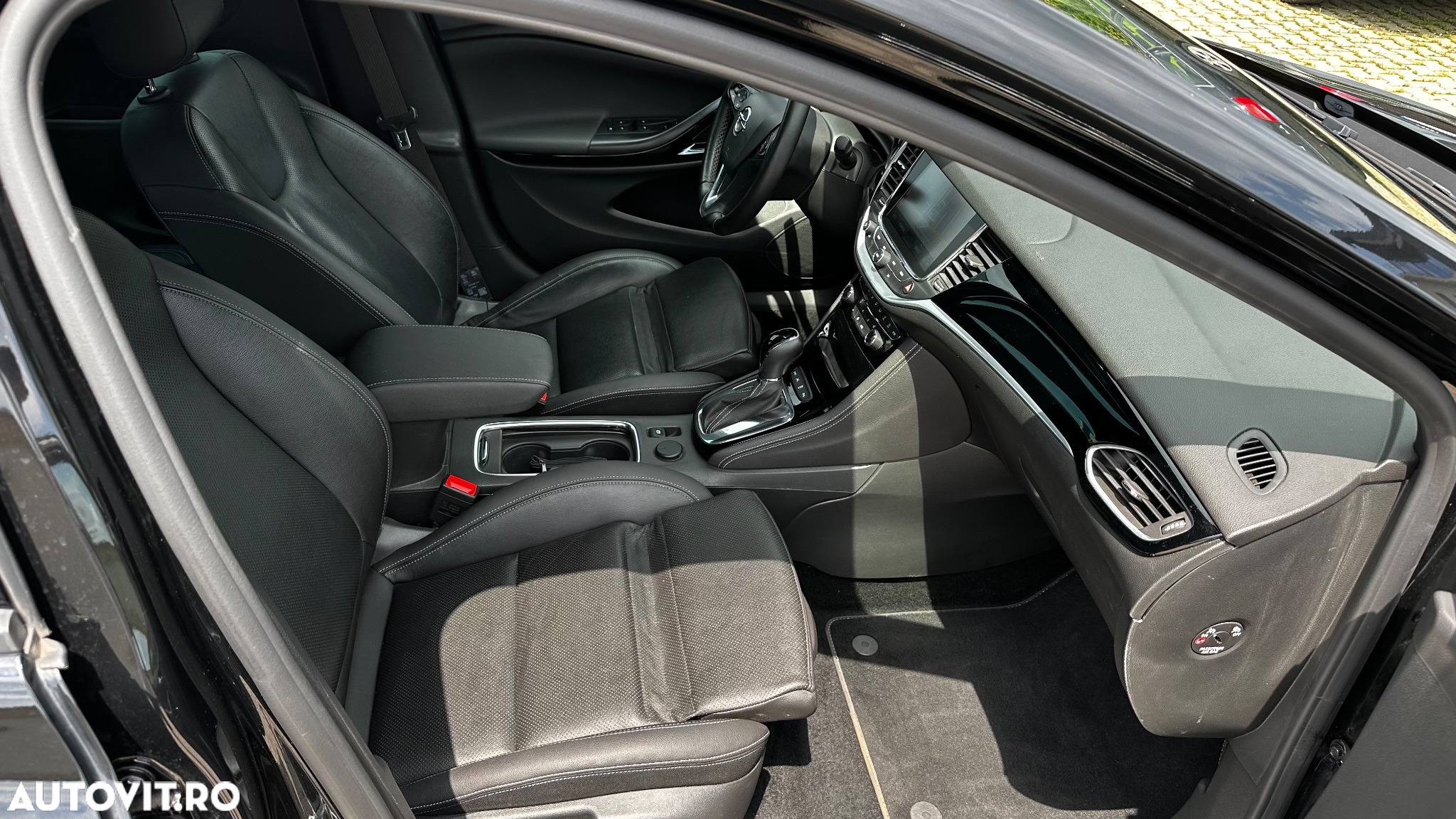 Opel Astra 1.6 D (CDTI DPF) Aut. Excellence - 22