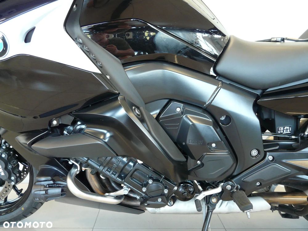 BMW K - 9