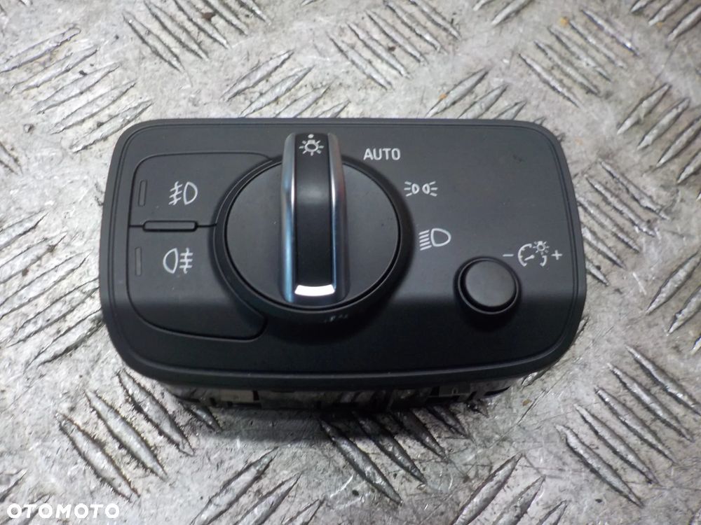 AUDI A3 8V WŁĄCZNIK PRZEŁACZNIK SWIATEŁ 8V0941531AE - 1