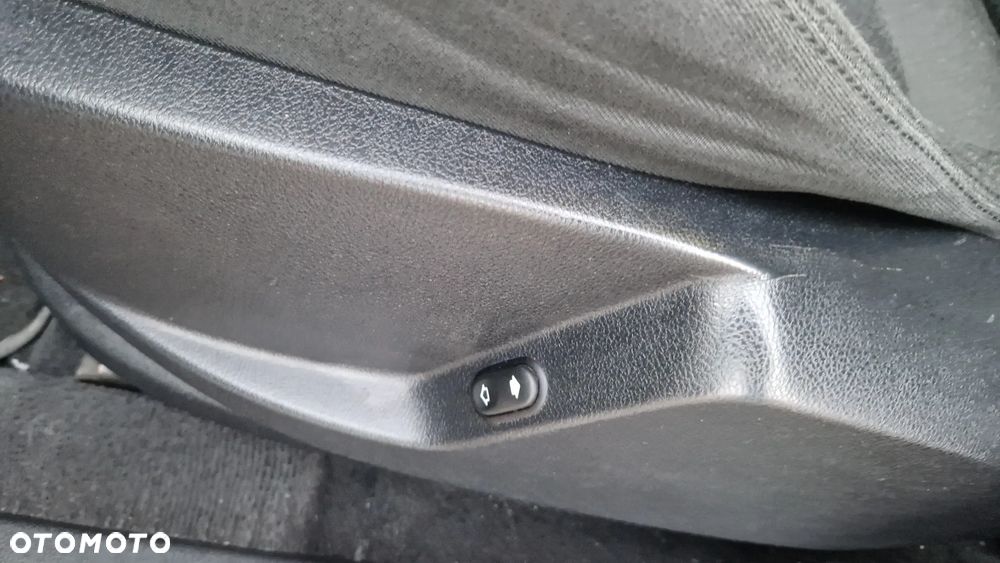 Ford S-Max 2.0 TDCi Titanium - 32