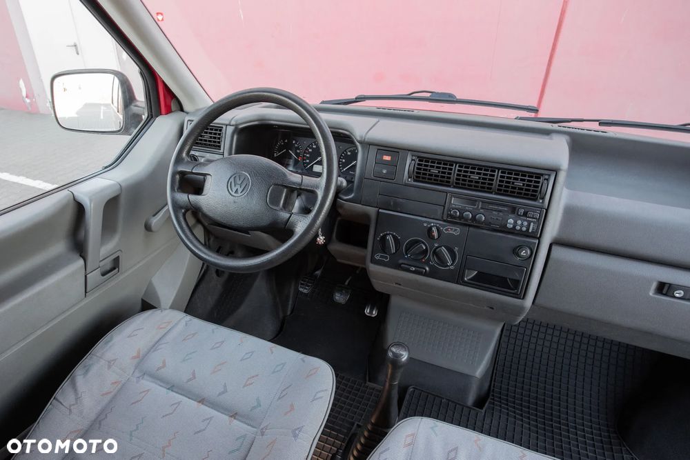 Volkswagen Transporter - 17