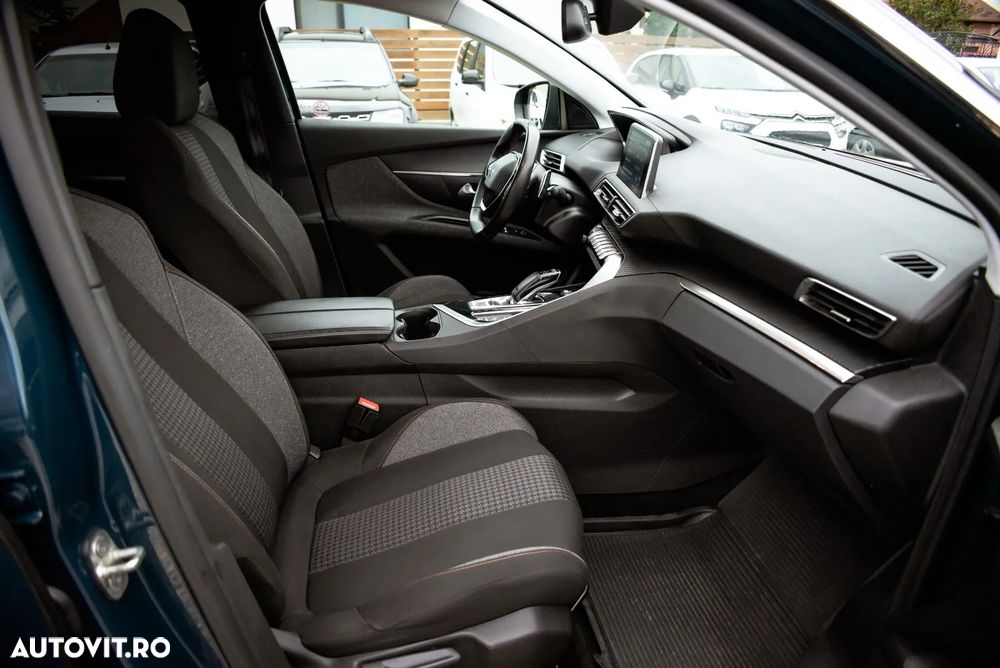 Peugeot 5008 1.5 BlueHDI s&s EAT8 Active - 22