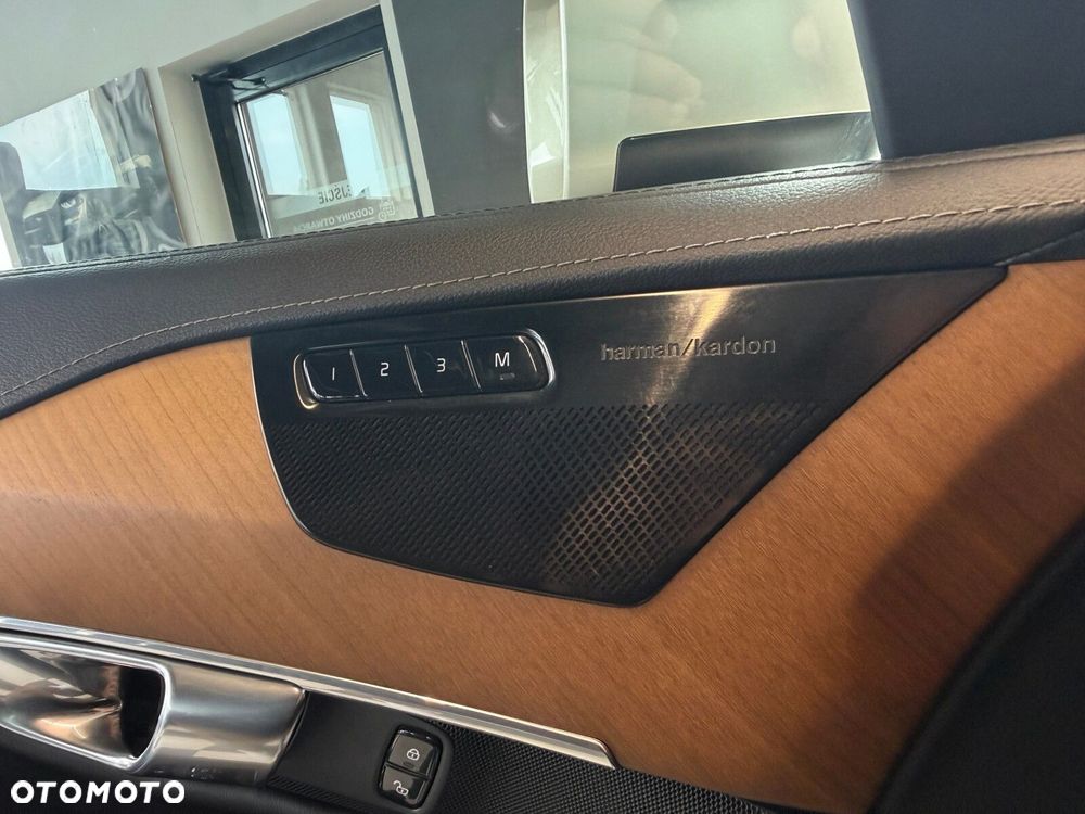 Volvo XC 90 - 28