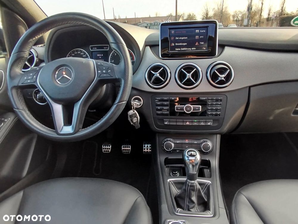 Mercedes-Benz Klasa B 200 CDI (BlueEFFICIENCY) - 4