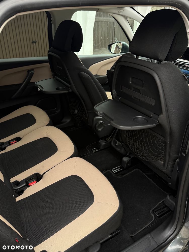 Citroën C4 Picasso - 21