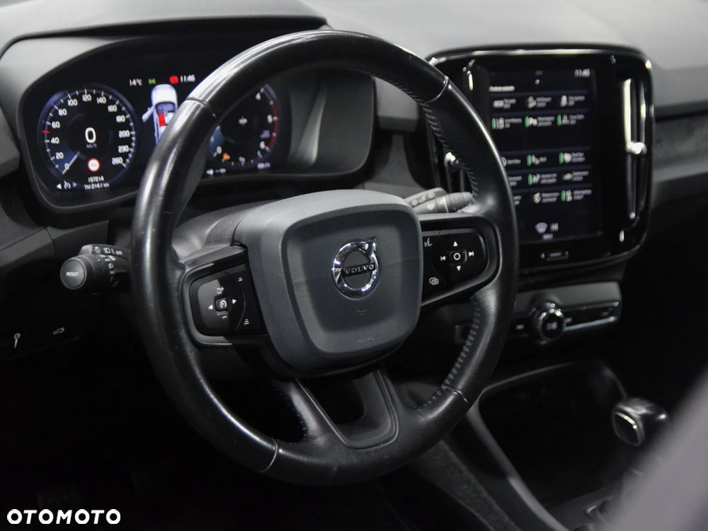 Volvo XC 40 - 20