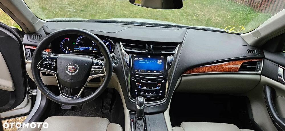 Cadillac CTS - 10