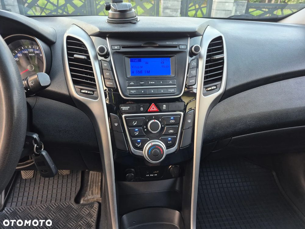 Hyundai i30 - 11