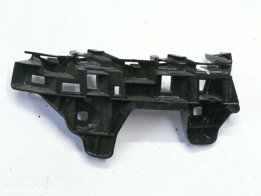 ŚLIZG ZDERZAKA TYLNEGO VOLKSWAGEN PASSAT B8 SEDAN