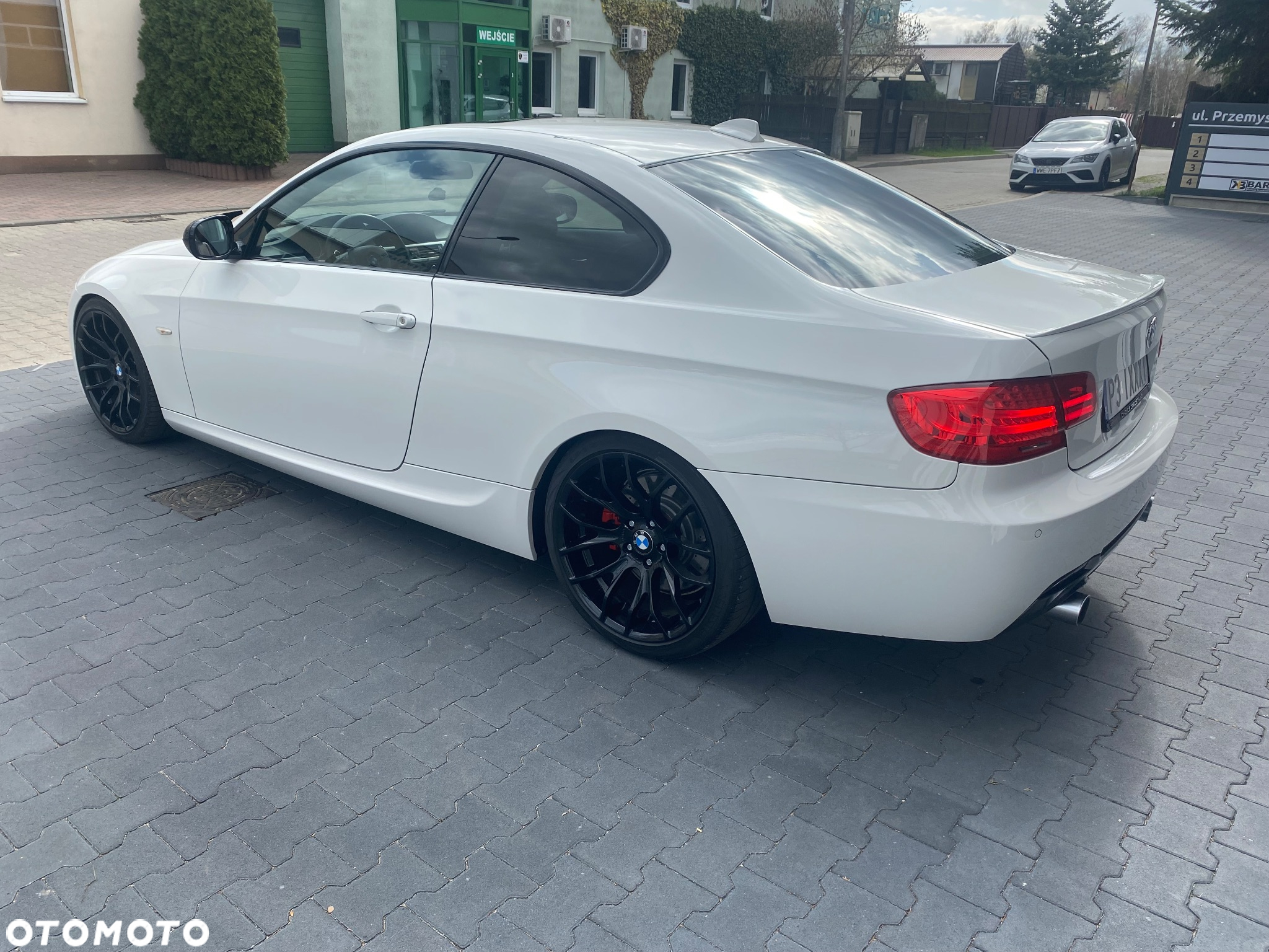 BMW Seria 3 335i xDrive Coupe - 6