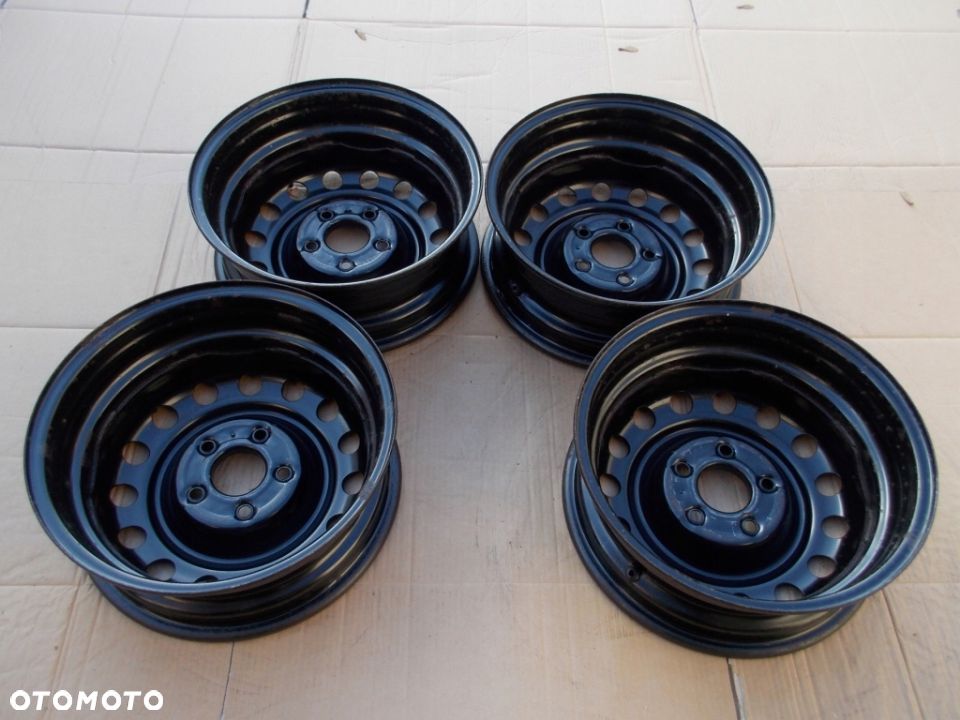 4x Felgi 15 Hyundai i30 I Kia Ceed 5,5J 5x114,3 ET47 - 15