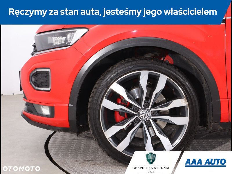 Volkswagen T-Roc - 17