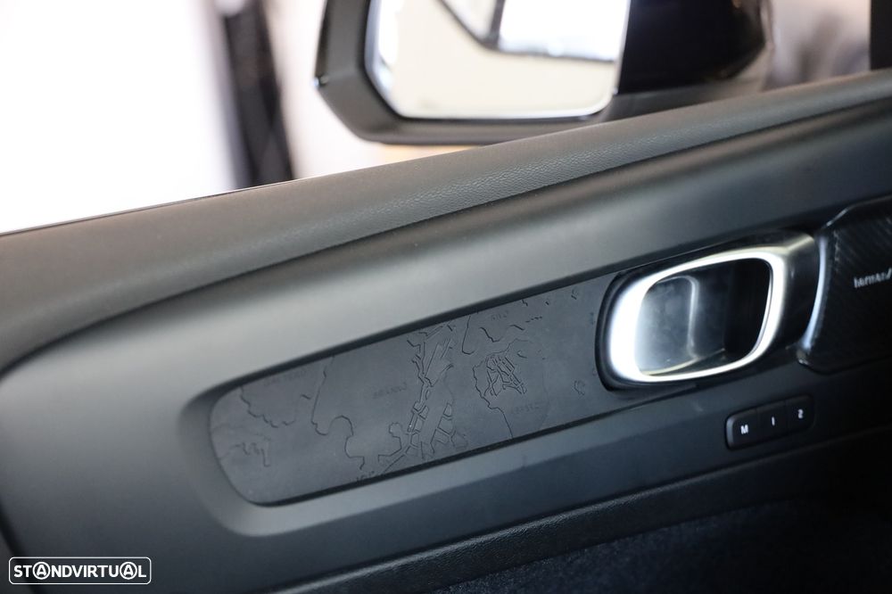 Volvo XC 40 Recharge Ultimate - 24