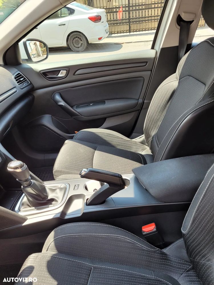 Renault Megane ENERGY dCi Intens - 10