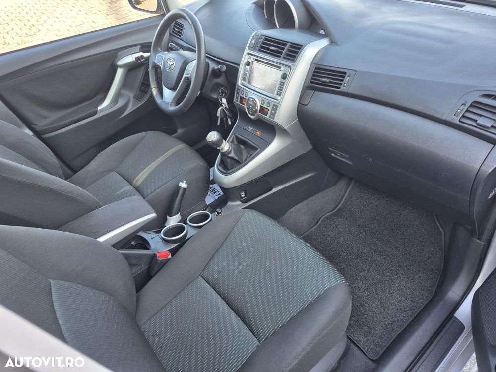 Toyota Verso - 10