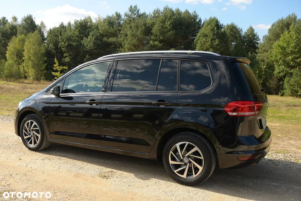 Volkswagen Touran 2.0 TDI BMT United - 9