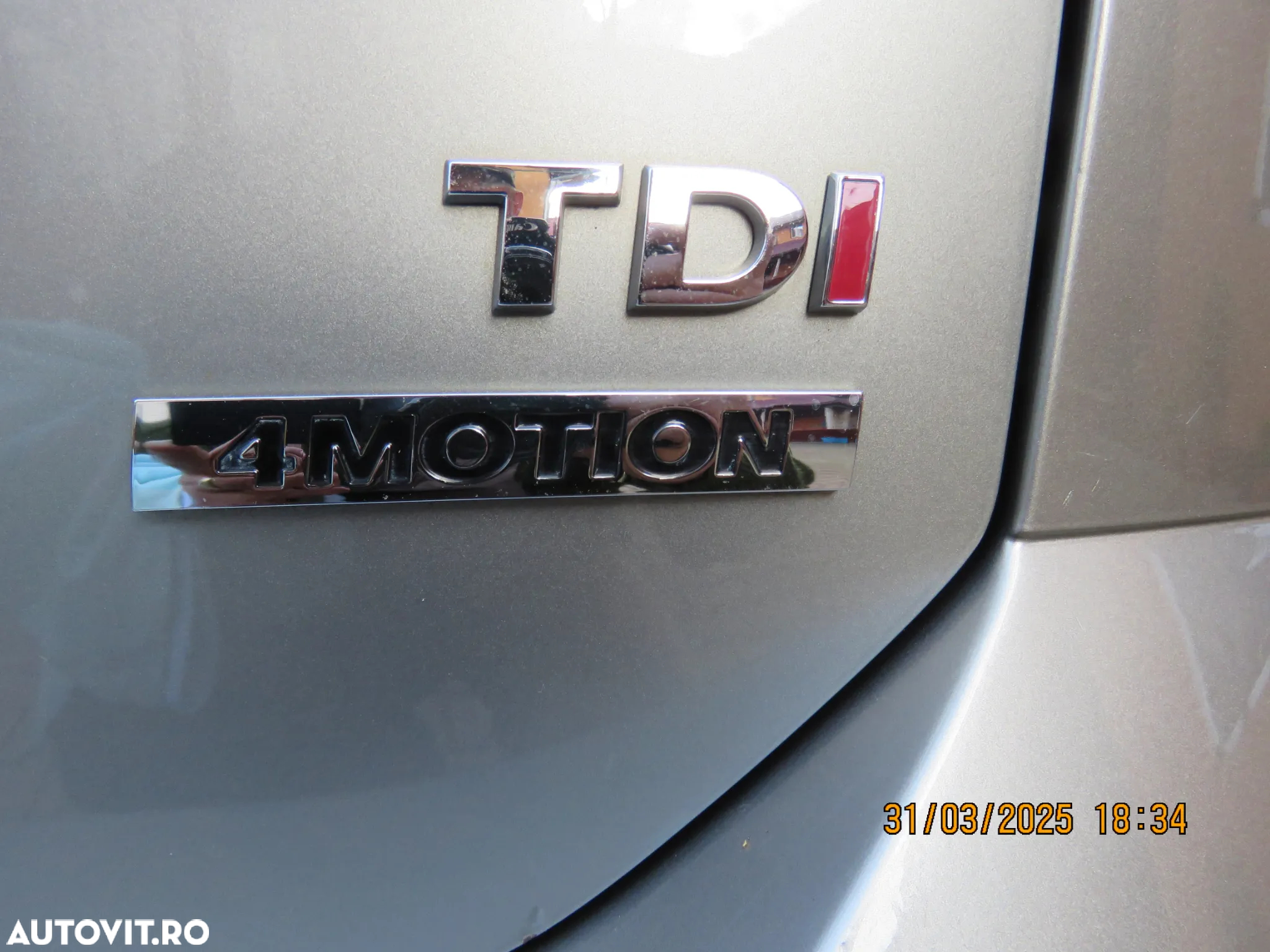 Volkswagen Golf 1.6 TDI 4Motion BlueMotion Technology Comfortline - 7
