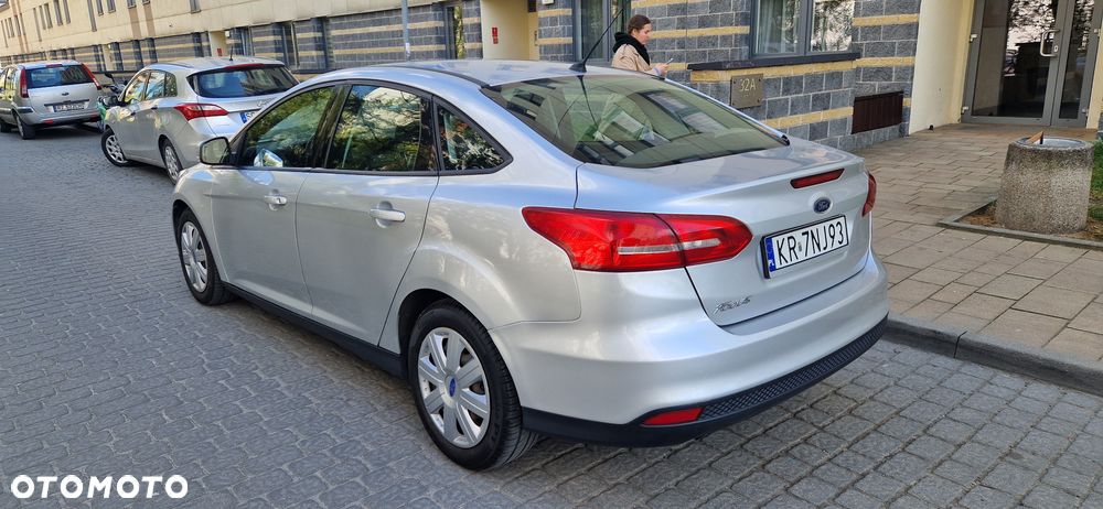 Ford Focus 1.6 Trend Sport - 4