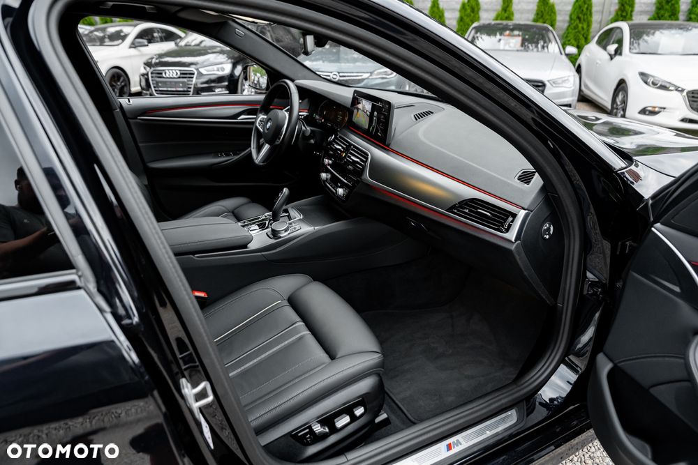 BMW Seria 5 520d Touring Sport Line - 25
