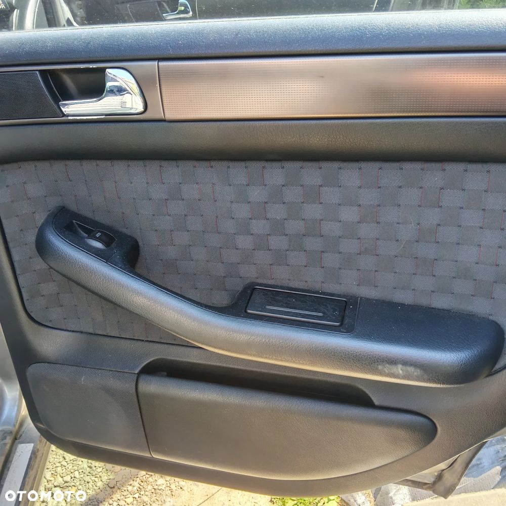 Audi A6 Limousine 2.4 - 11